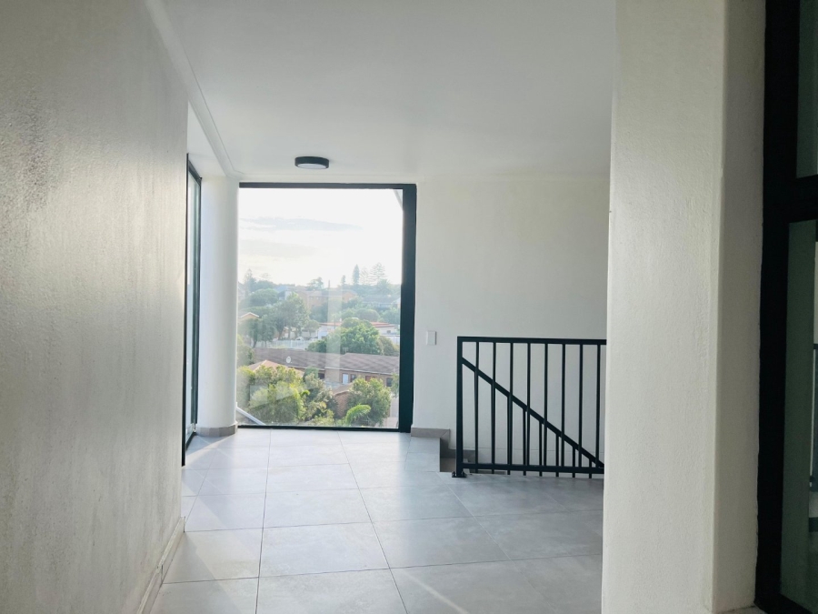 1 Bedroom Property for Sale in Table View Western Cape